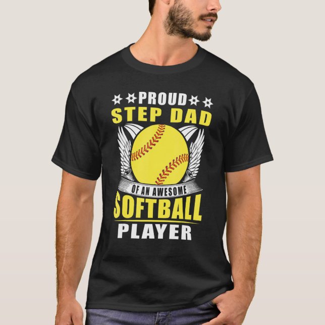 Camiseta Mens Proud Step dad Of An Awesome Softball Player  (Anverso)