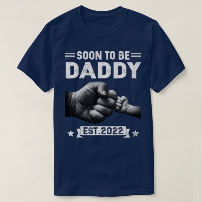 Camiseta Mens Soon To Be Daddy Est 2022 Retro Fathers Day 2 (Diseño del anverso)