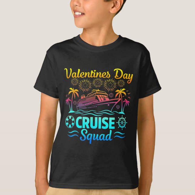 Camiseta Mens Valentines Day Cruise Squad 2026 Vacation Tra (Anverso)