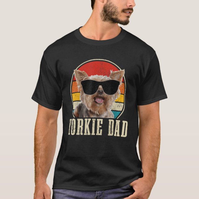 Camiseta Mens Yorkie Dad Gafas de sol Gracioso Perro Viñeta (Anverso)