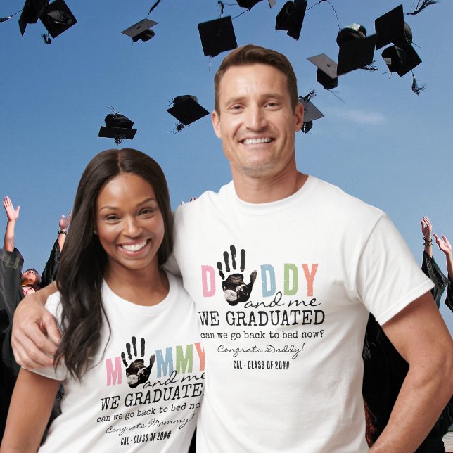 Camiseta Mensaje de papá graduado de ultrasonido Bump (Dad-to-be Message from the Bump Ultrasound Graduation Class of 2024 Funny Dad Pregnancy Announcement)