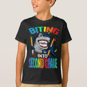 Camiseta Mentir en tiburón de segundo grado de vuelta a la
