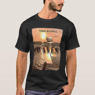 Camiseta Mercancía de Nikki Russell