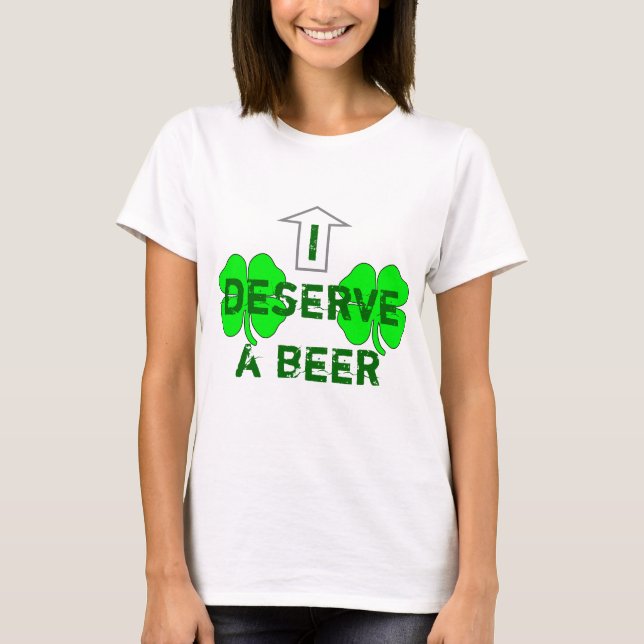 Camiseta Merezco una cerveza (Anverso)