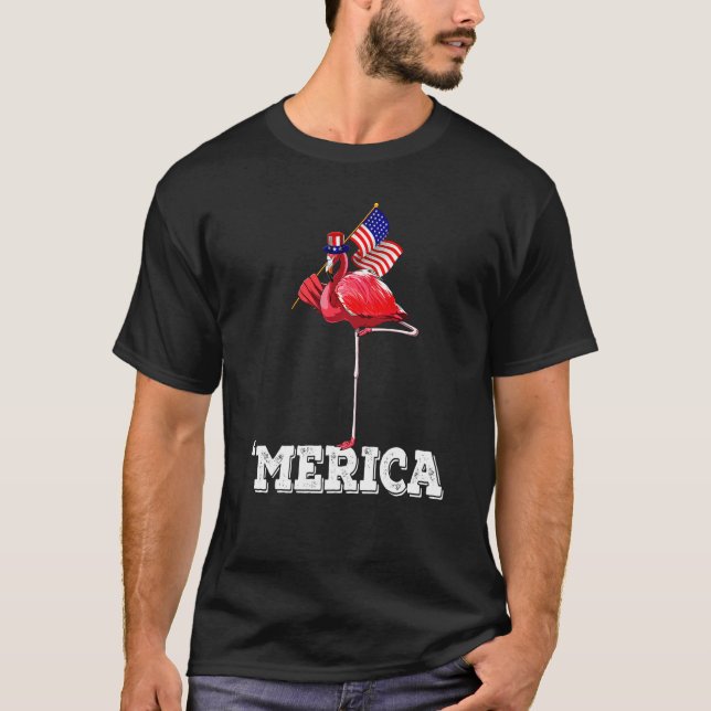Camiseta Merica Flamingo 4 De Julio Patriótico Americano (Anverso)