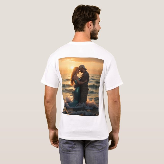 Camiseta Mermaid_meet_man_in_beau_ocean (Reverso completo)