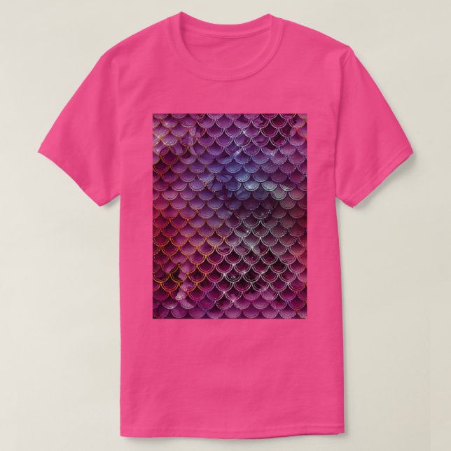 Camiseta Mermaid Scales in Ombre Shades of Purple to Pink F (Diseño del anverso)