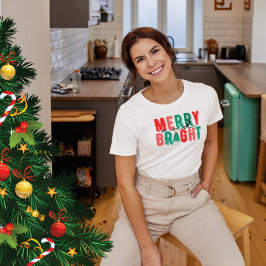 Camiseta Merry And Bright Christmas 