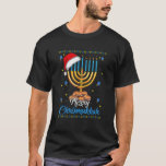 Camiseta Merry Chrismukkah Navidades Menorah Santa Hat Chan<br><div class="desc">Merry Chrismukkah Navidades Menorah Santa Hat Chanukah.</div>