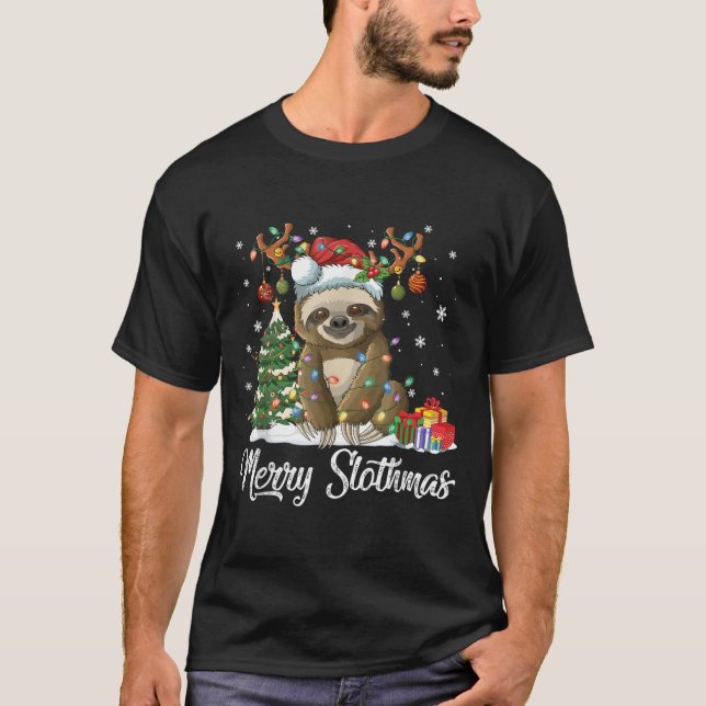 Camiseta Merry Slothmas Funny Sloth Christmas Tree Lights X (Anverso)