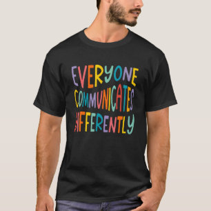 Camiseta Mes de conciencia del autismo todos se comunican d