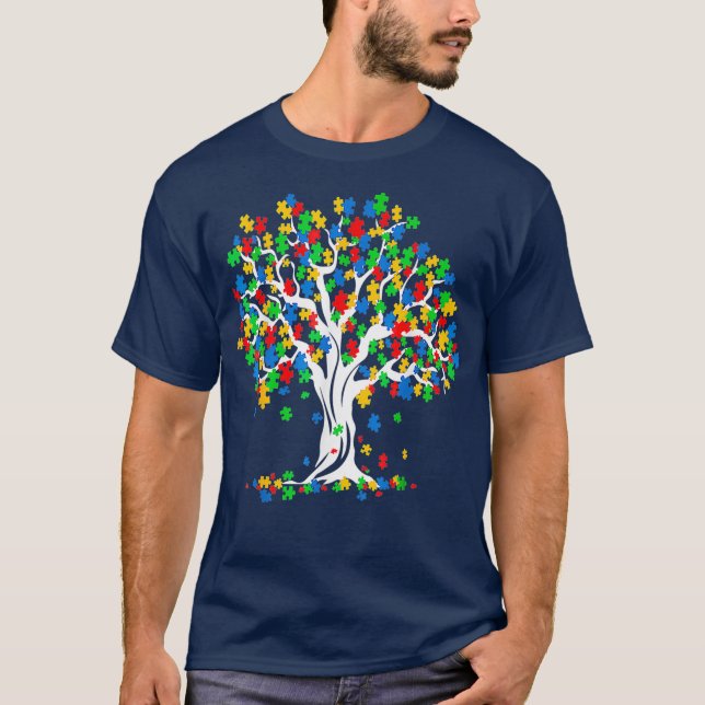 Camiseta Mes De Conciencia Sobre El Autismo En El Árbol De  (Anverso)
