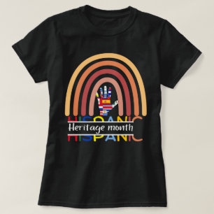 Camiseta Mes de la Herencia Hispana ,Banderas de Mano Arcoí