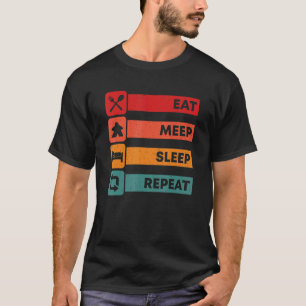 Camiseta Mesa de juego de tablero de repetición de sueño de