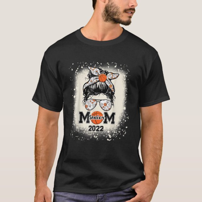 Camiseta Messy Bun, Senior Mom 2022 de Baloncesto (Anverso)