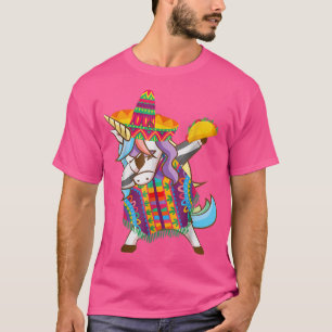 Camiseta Mexican Dabbing Unicorn Cinco De Mayo Poncho Sombr