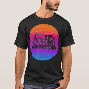 Camiseta Mezclador de DJ girable en gráfico de puesta de so