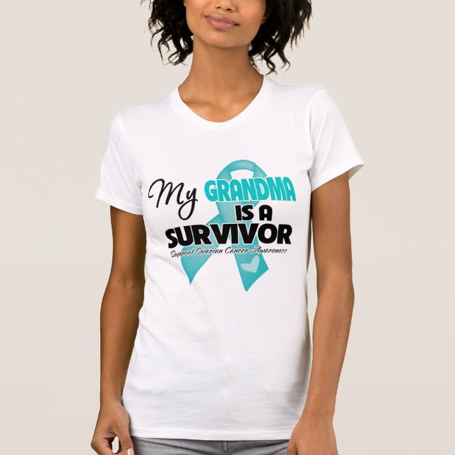 Camiseta Mi abuela es sobreviviente - Cáncer de ovario (Anverso)