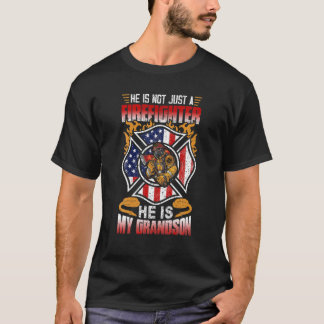Camiseta Mi Abuelo Es Un Abuelo Orgulloso De Bombero