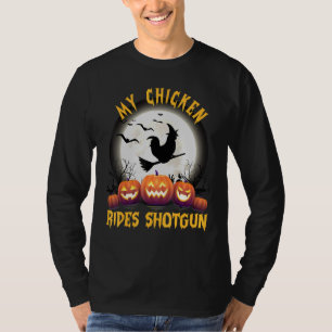 Camiseta Mi bruja de pollo viaja con escopeta Feliz Hallowe