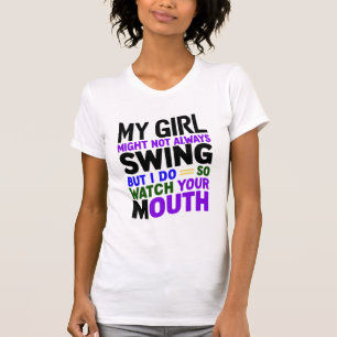 Camiseta Mi chica puede que no siempre batee, pero yo sí