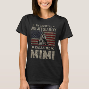 Camiseta Mi chico favorito Jiu Jitsu me llama D de mi madre