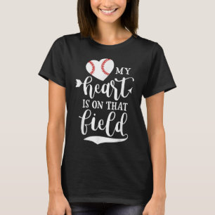 Camiseta Mi corazón está con esa mamá del béisbol
