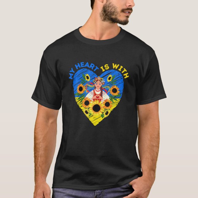 Camiseta MI CORAZÓN ESTÁ CON UCRANIA, la tradición ucranian (Anverso)
