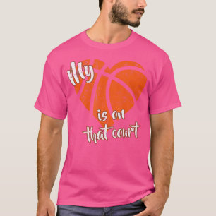 Camiseta Mi Corazón Está En Esa Corte De Baloncesto