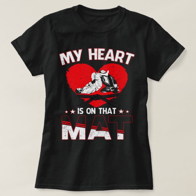 Camiseta Mi Corazón Está En Ese Mat JiuJitsu Jiu Jitsu BJJ  (Diseño del anverso)