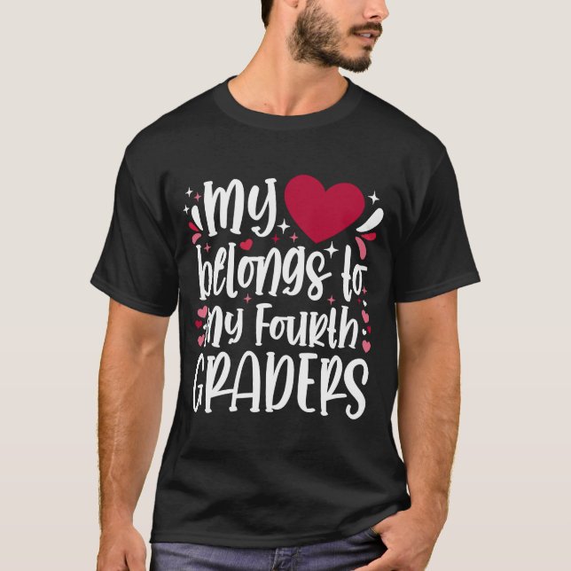 Camiseta Mi corazón pertenece a mis cuatro graduados Valent (Anverso)