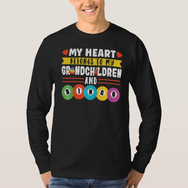 Camiseta Mi Corazón Pertenece A Mis Nietos Y Bingo (Anverso)