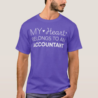 Camiseta Mi Corazón Pertenece A Un Contable Contable