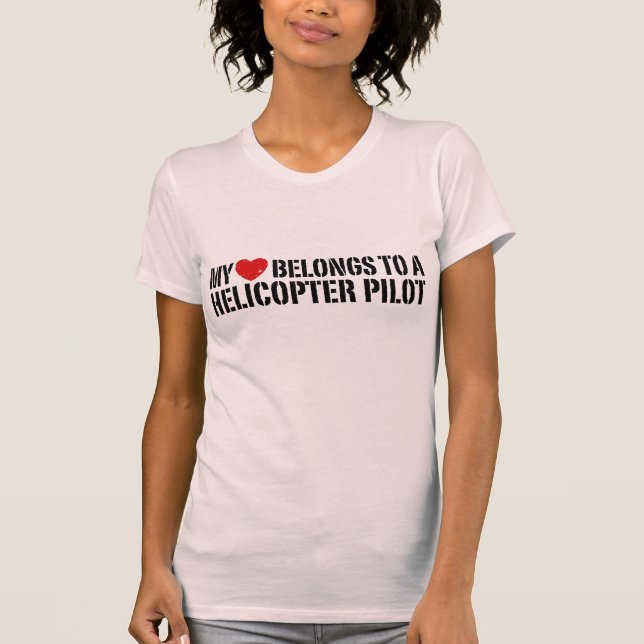 Camiseta Mi Corazón Pertenece A Un Helicóptero+Piloto (Anverso)