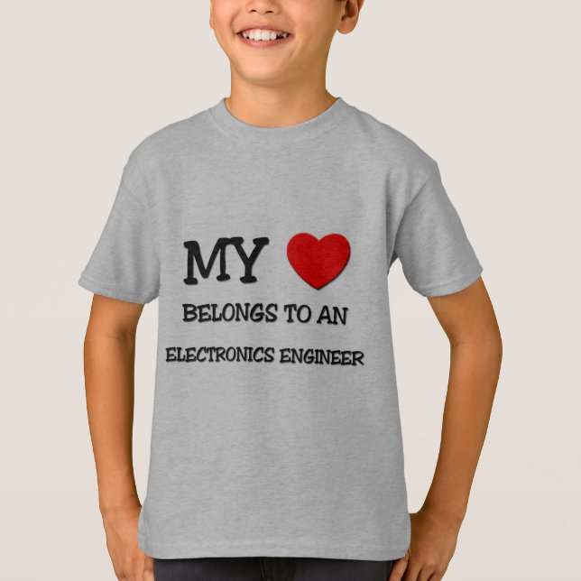 Camiseta Mi corazón pertenece a un INGENIERO ELECTRÓNICO (Anverso)