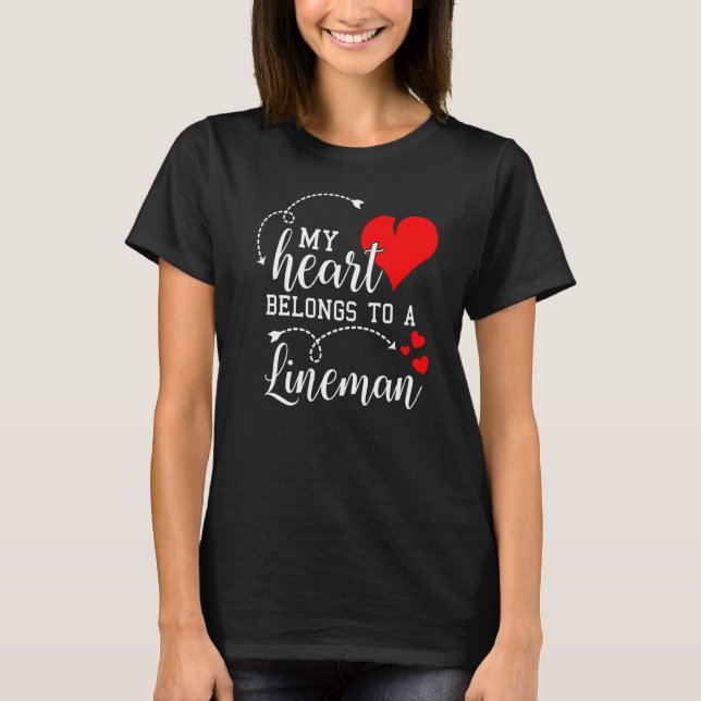 Camiseta Mi Corazón Pertenece A Un Lineman Funny (Anverso)