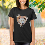 Camiseta Mi Corazón Pertenece A Un Mascota Que Pertenece A<br><div class="desc">¡Lleva a tu mejor amigo contigo a cualquier parte que vayas con esta camiseta de amante de los perros mascotas personalizados! ¡Un deber para cada amante de los perros, mamá de los perros y papá de los perros! Un giro divertido en I Love My Dog (Amo a mi perro), esta...</div>
