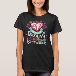 Camiseta Mi Corazón Pertenece A Un Rottweiler