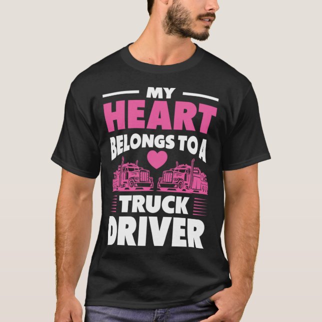 Camiseta Mi Corazón Pertenece A Una Camionera (Anverso)