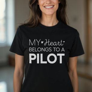Camiseta Mi Corazón Pertenece A Una Esposa Piloto Piloto