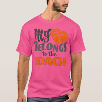 Camiseta Mi Corazón Pertenece Al Entrenador De Baloncesto A