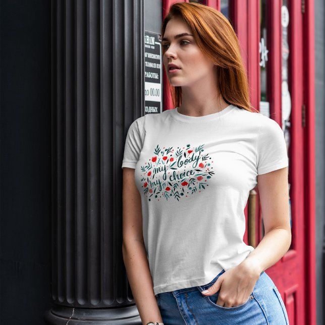 Camiseta Mi cuerpo, mi elección - flores rojas (Subido por el creador)