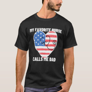 Camiseta Mi enfermera favorita me llama bandera estadounide