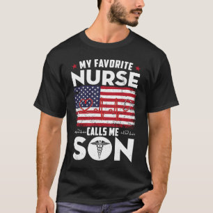 Camiseta Mi enfermera favorita me llama bandera norteameric