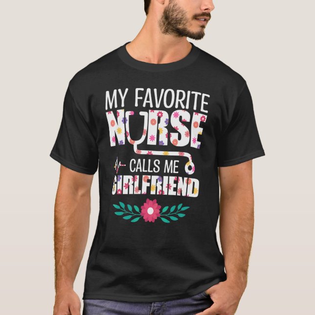 Camiseta Mi enfermera favorita me llama novia enfermera org (Anverso)