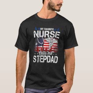 Camiseta Mi enfermera favorita me llama padrastro Retro Enf
