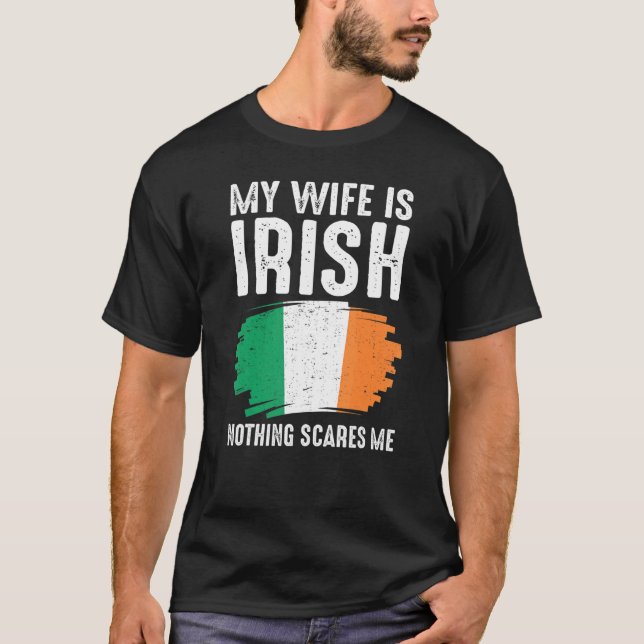 Camiseta Mi Esposa Es Patrimonio De La Bandera Irlandesa (Anverso)