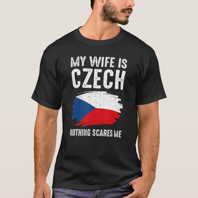 Camiseta Mi Esposa No Es Checo Nada Me Da Miedo República C (Anverso)