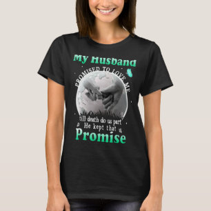 Camiseta Mi Esposo Prometió Amarme