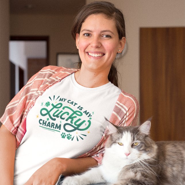 Camiseta Mi gato es mi amuleto de la suerte St Patrick's Da (Subido por el creador)
